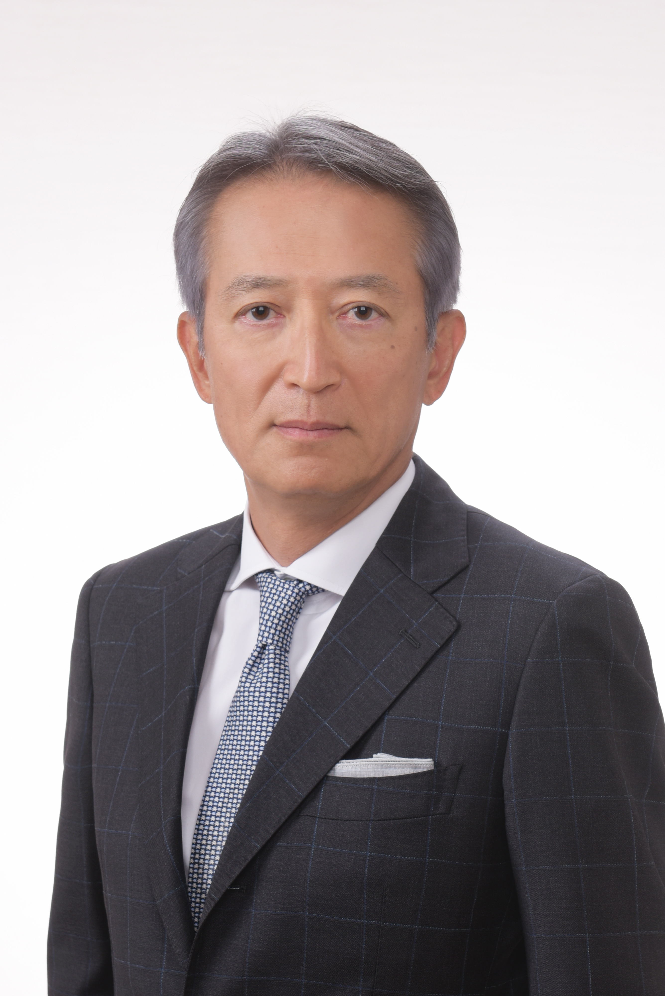 重富 隆介