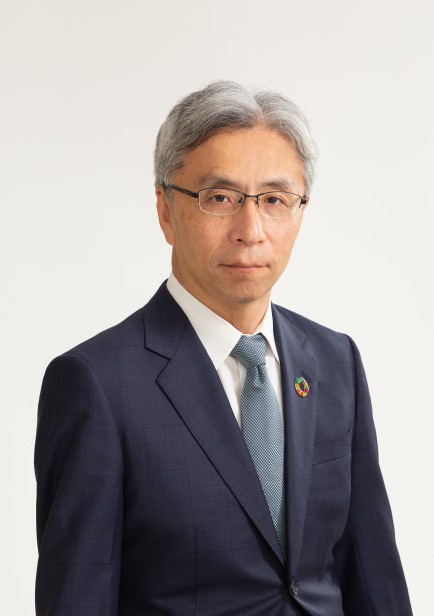 菱田 賀夫